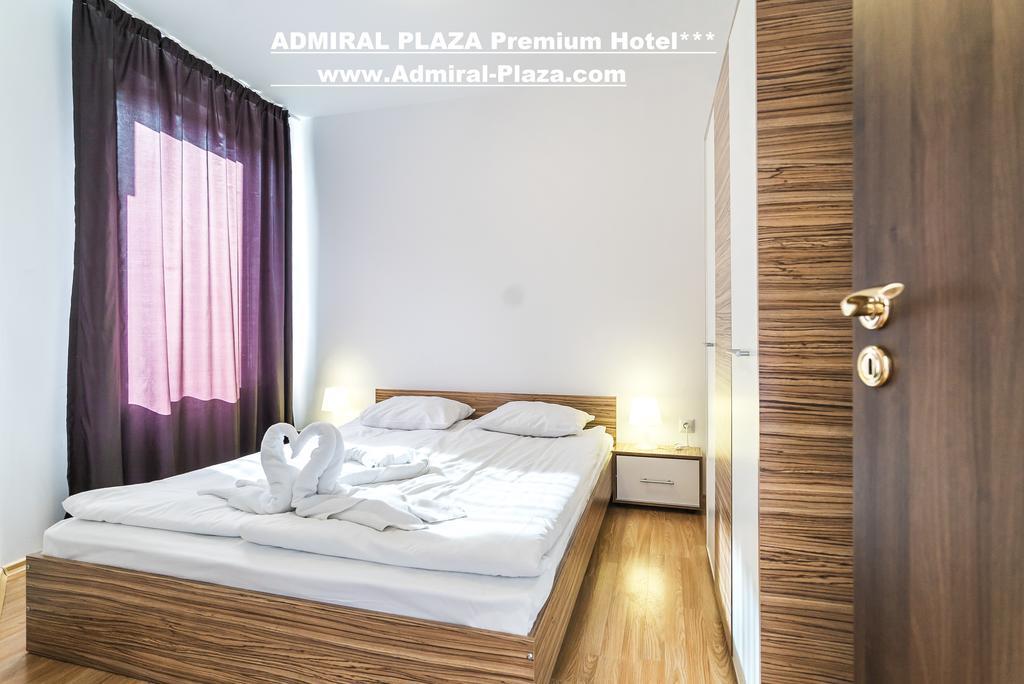 Admiral Plaza Hotel サニービーチ エクステリア 写真