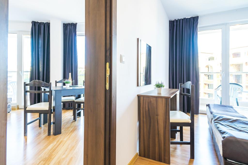Admiral Plaza Hotel サニービーチ エクステリア 写真