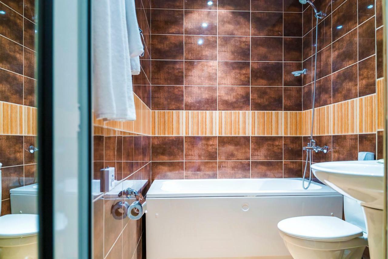 Admiral Plaza Hotel サニービーチ エクステリア 写真